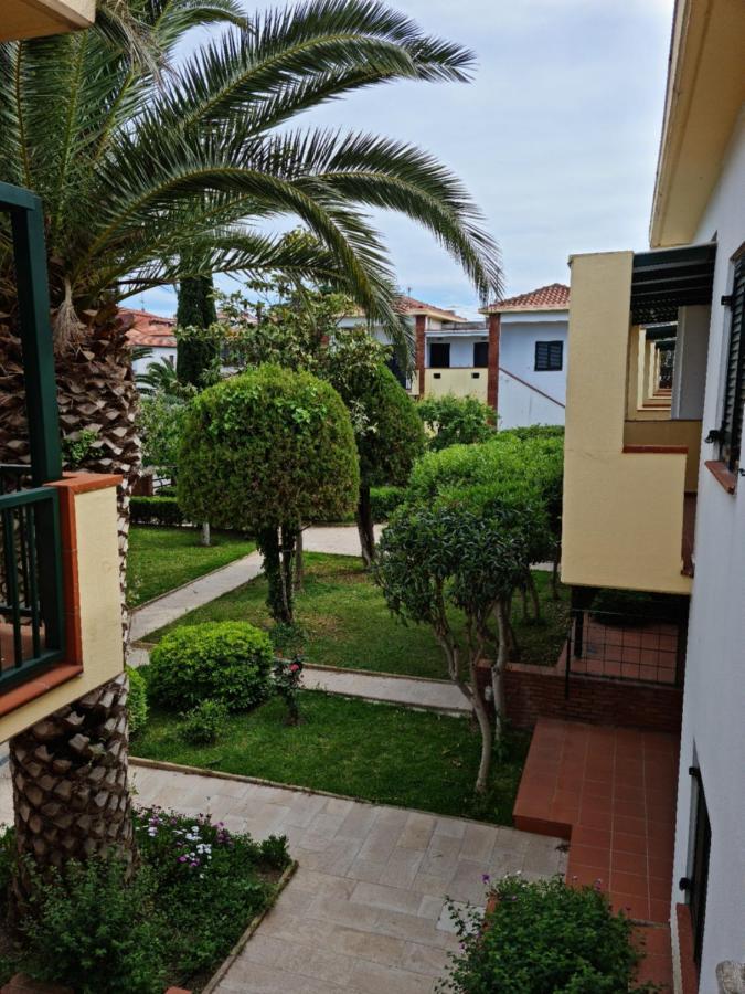 Elia Apartments Áfitos Exterior foto