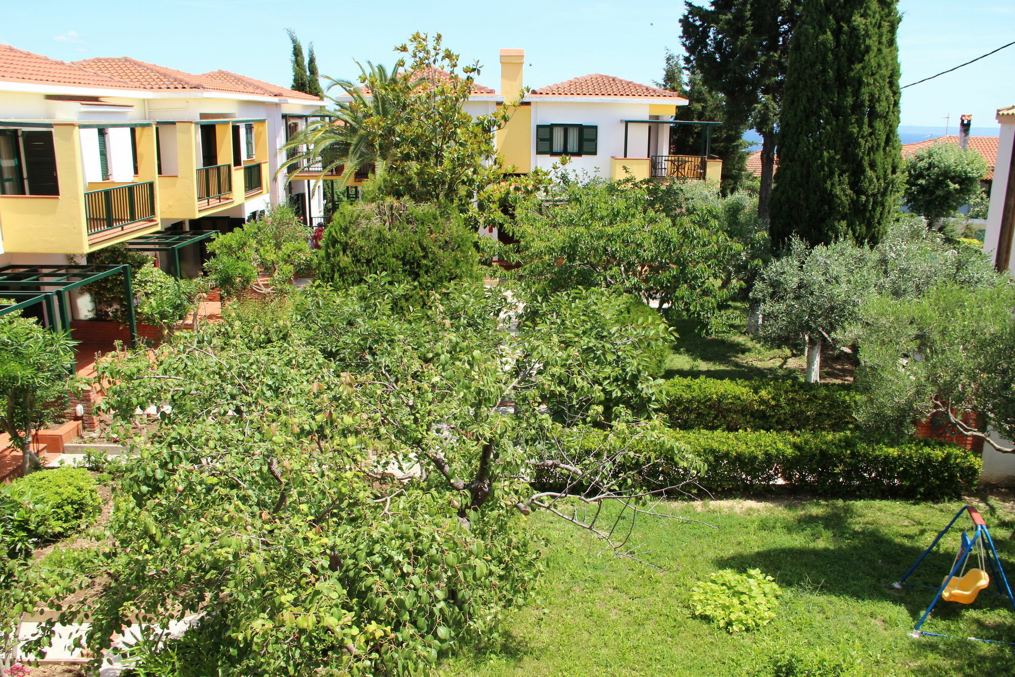 Elia Apartments Áfitos Exterior foto