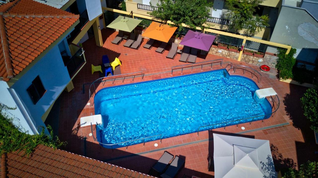 Elia Apartments Áfitos Exterior foto